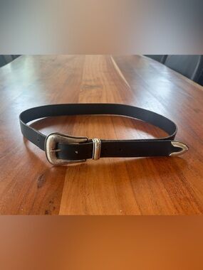 Aritzia Wilma Belt - size medium